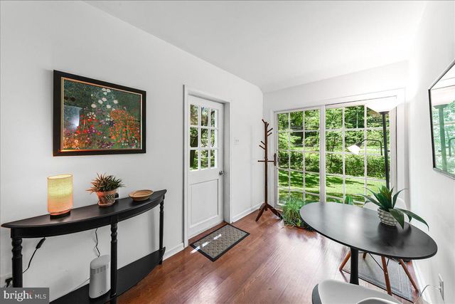890 PAXON HOLLOW RD, Media, PA 19063