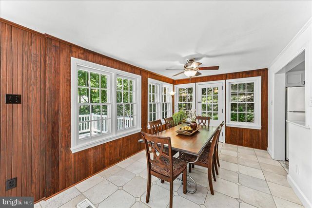 890 PAXON HOLLOW RD, Media, PA 19063