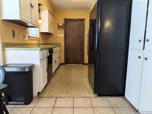 14223 BROOK HOLLOW BLVD, San Antonio, TX 78232