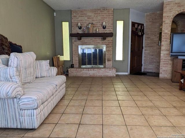 14223 BROOK HOLLOW BLVD, San Antonio, TX 78232