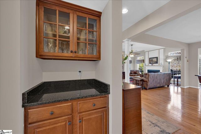 27 Waters Reach Lane, Simpsonville, SC 29681