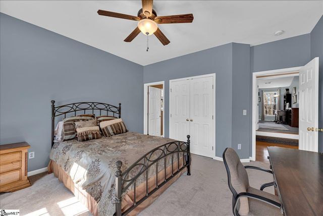 27 Waters Reach Lane, Simpsonville, SC 29681