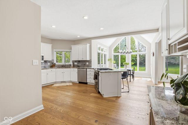 4357 Riverbirch Run, Zionsville, IN 46077
