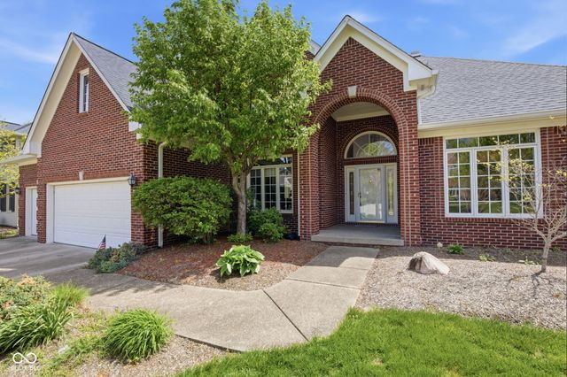 4357 Riverbirch Run, Zionsville, IN 46077