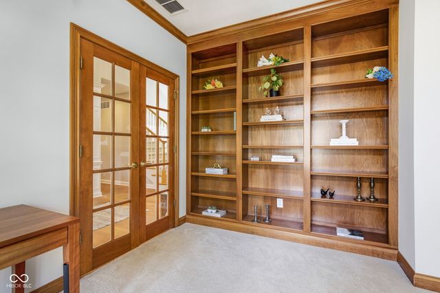 4357 Riverbirch Run, Zionsville, IN 46077
