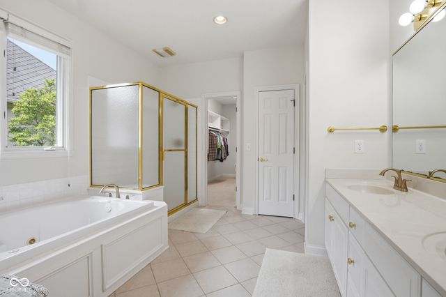 4357 Riverbirch Run, Zionsville, IN 46077