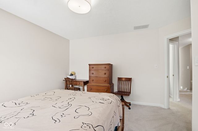 4357 Riverbirch Run, Zionsville, IN 46077
