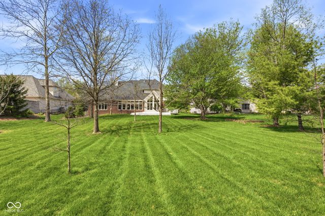 4357 Riverbirch Run, Zionsville, IN 46077