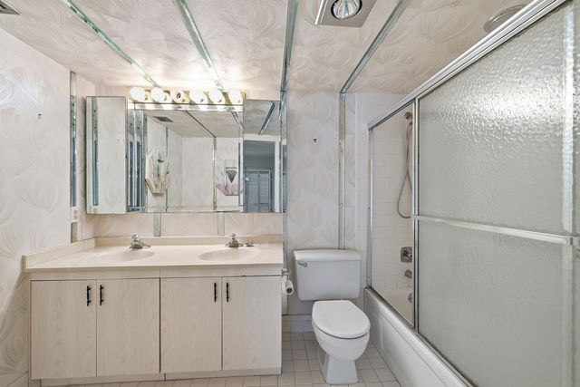 2302 Lucaya Lane E3, Coconut Creek, FL 33066