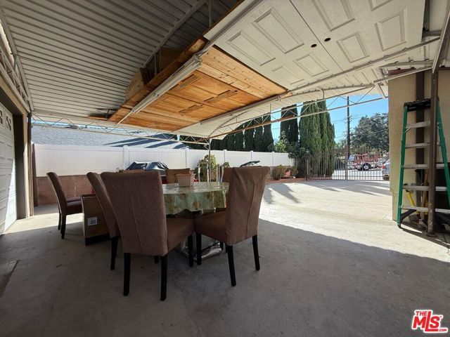 4306 Pennsylvania Avenue, La Crescenta, CA 91214