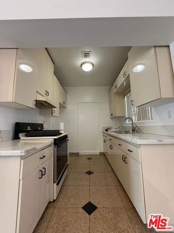 4306 Pennsylvania Avenue, La Crescenta, CA 91214