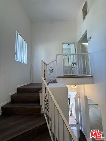 4306 Pennsylvania Avenue, La Crescenta, CA 91214