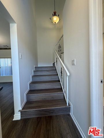 4306 Pennsylvania Avenue, La Crescenta, CA 91214