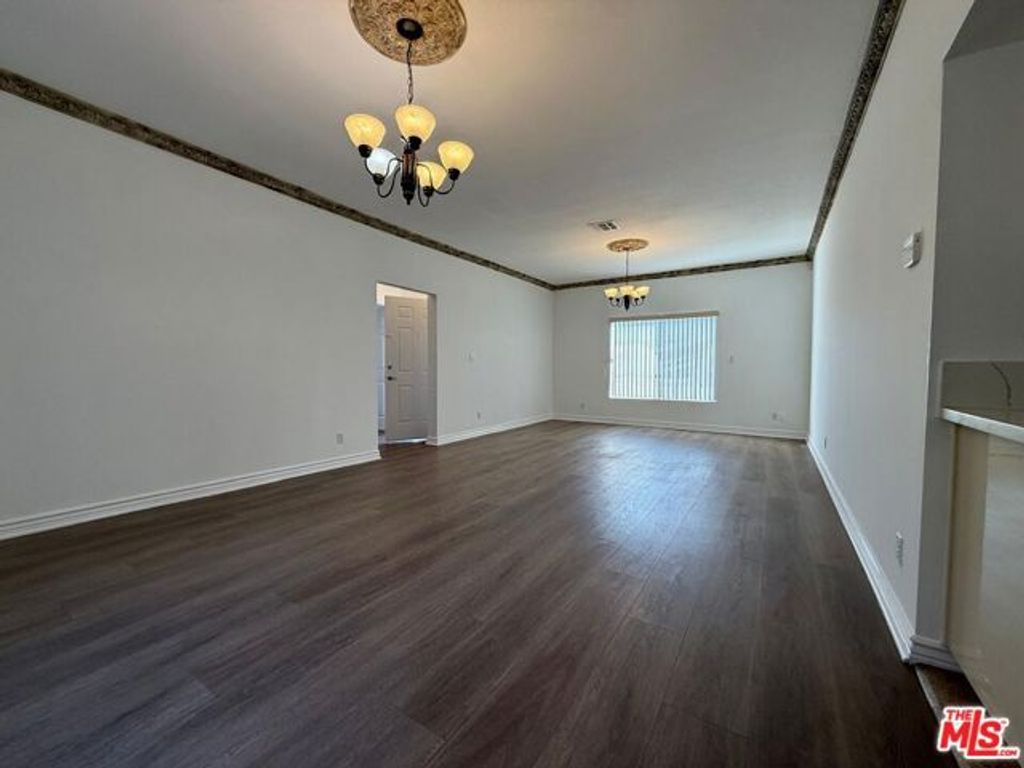 4306 Pennsylvania Avenue, La Crescenta, CA 91214