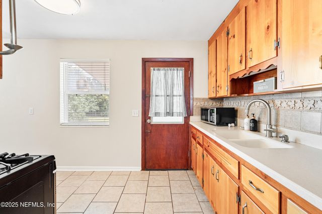 4615 ANVERS Boulevard, Jacksonville, FL 32210