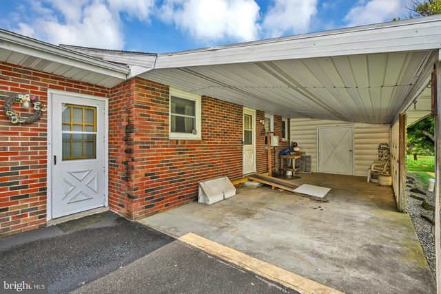 595 NEW SCHAEFFERSTOWN RD, Bernville, PA 19506
