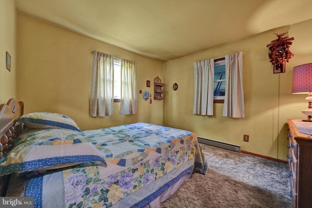 595 NEW SCHAEFFERSTOWN RD, Bernville, PA 19506
