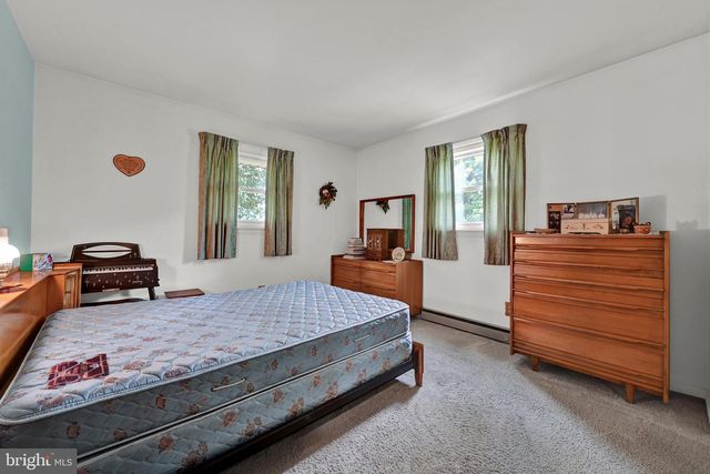595 NEW SCHAEFFERSTOWN RD, Bernville, PA 19506