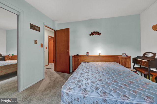 595 NEW SCHAEFFERSTOWN RD, Bernville, PA 19506