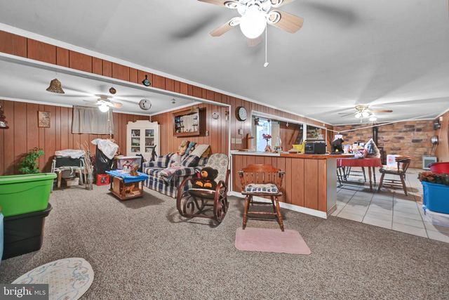 595 NEW SCHAEFFERSTOWN RD, Bernville, PA 19506