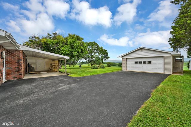 595 NEW SCHAEFFERSTOWN RD, Bernville, PA 19506
