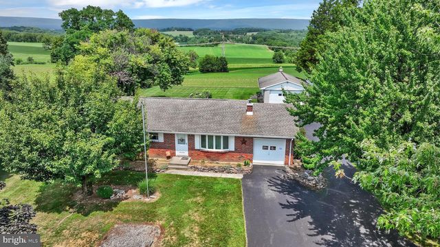 595 NEW SCHAEFFERSTOWN RD, Bernville, PA 19506