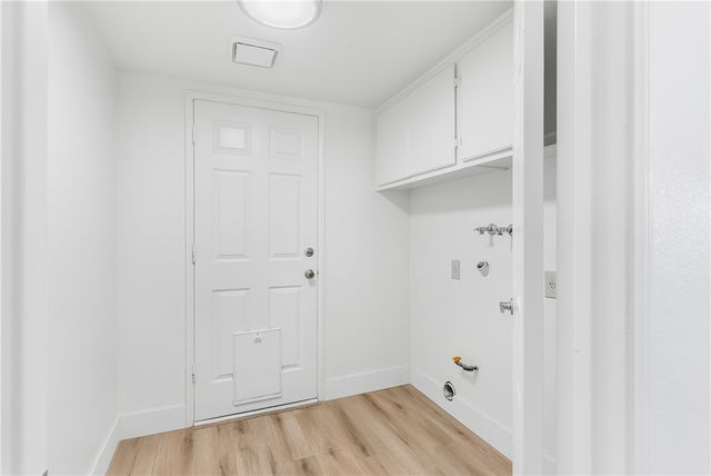 941 Coral, Hemet, CA 92543