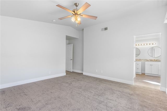 941 Coral, Hemet, CA 92543