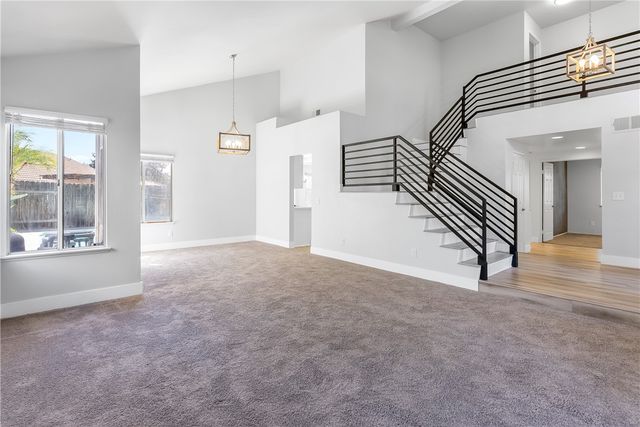 941 Coral, Hemet, CA 92543