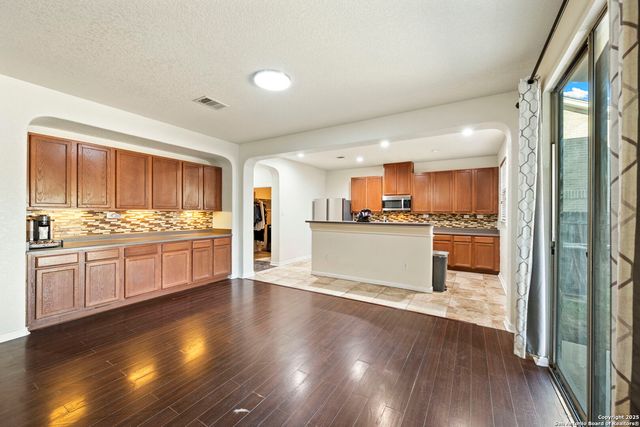 7918 Martinelli, San Antonio, TX 78253