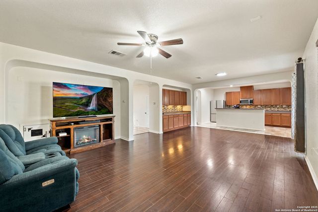 7918 Martinelli, San Antonio, TX 78253