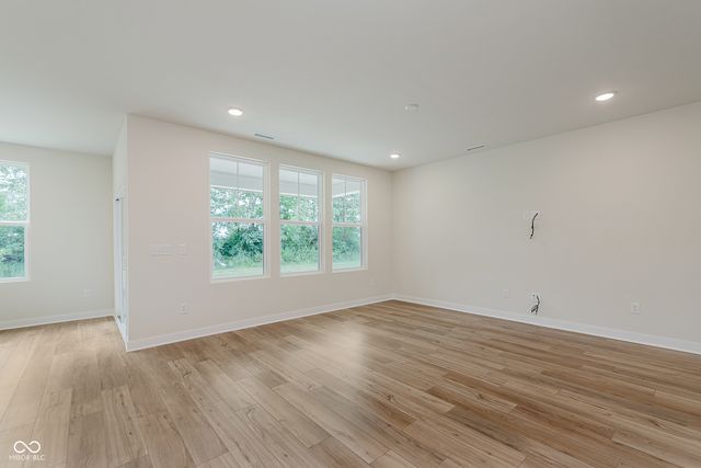 6664 Seattle Slew Drive, Whitestown, IN 46075