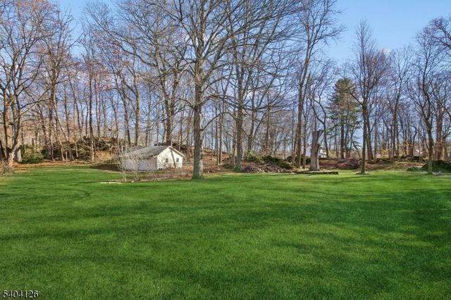 85 Madison St, Newton Town, NJ 07860