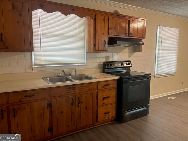 5690 Cypress Drive, Forest Park, GA 30297