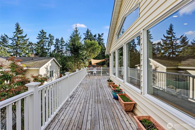 7331 E Center Street, Port Orchard, WA 98366