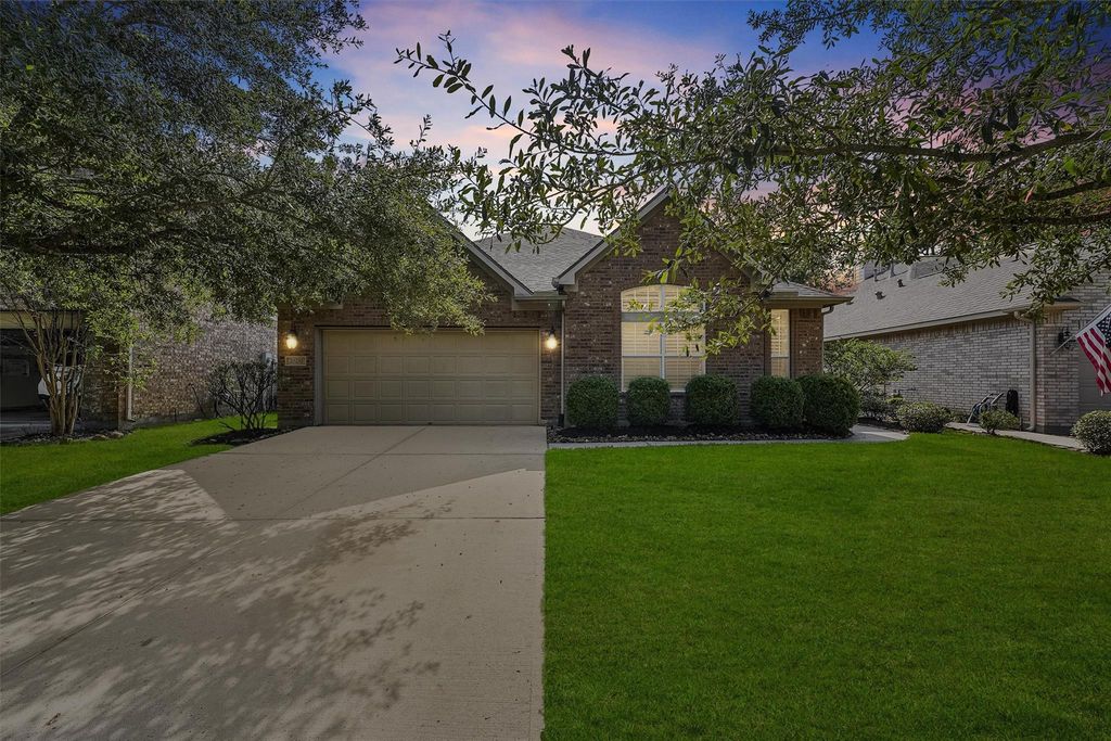 20281 Southwood Oaks Drive, Porter, TX 77365