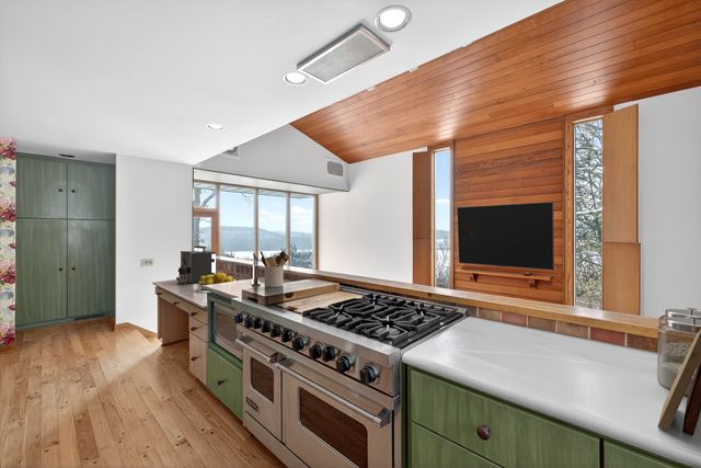 1409 Weatherhill Court SW, Rochester, MN 55902