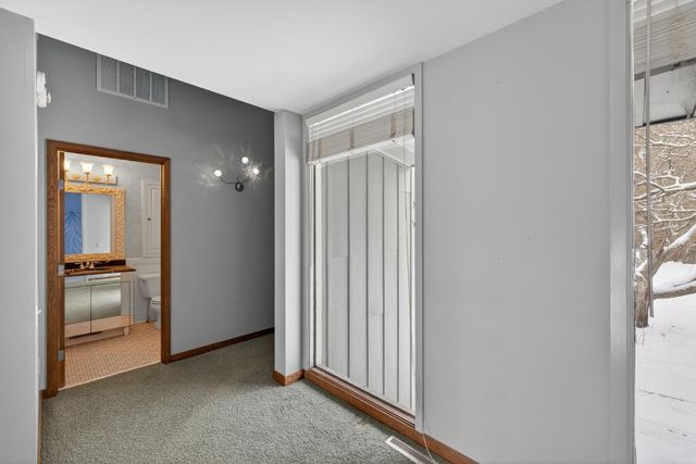 1409 Weatherhill Court SW, Rochester, MN 55902