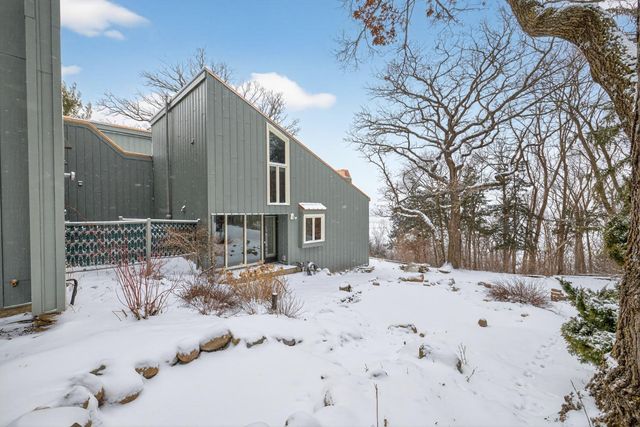 1409 Weatherhill Court SW, Rochester, MN 55902