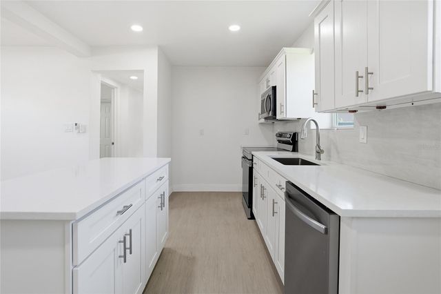 526 ENGEL DRIVE, Orlando, FL 32807