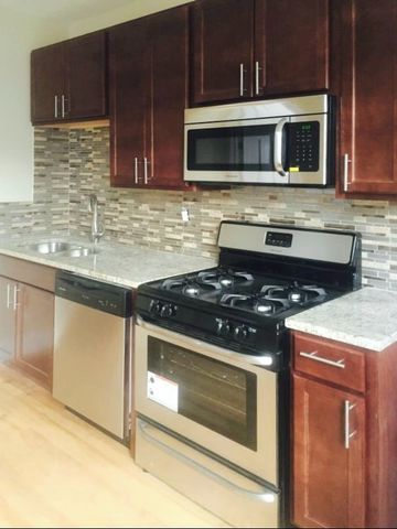 4815 N Springfield Avenue 3E, Chicago, IL 60625