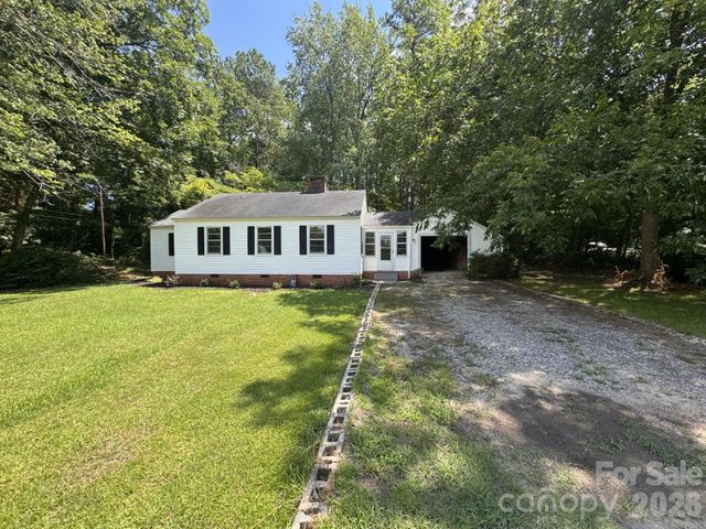 1250 Hampton Grace Avenue, Lancaster, SC 29720