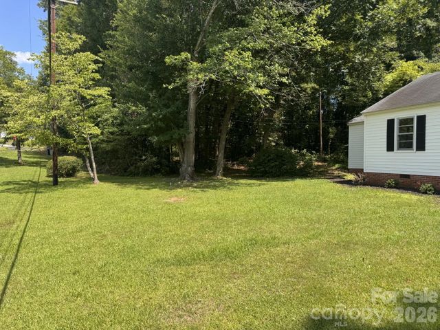 1250 Hampton Grace Avenue, Lancaster, SC 29720
