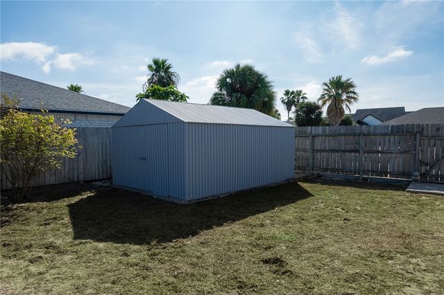 13970 Lanyard Dr, Corpus Christi, TX 78418