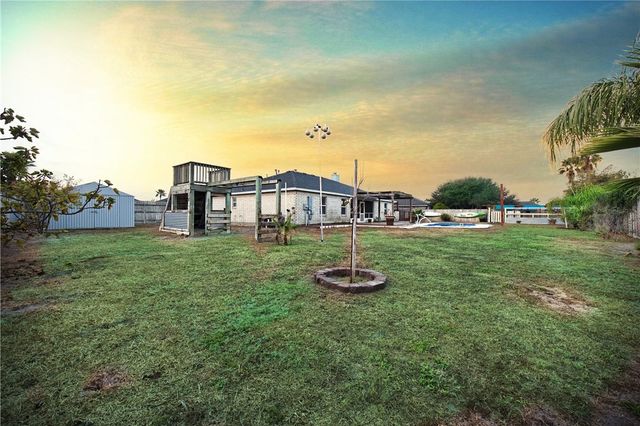 13970 Lanyard Dr, Corpus Christi, TX 78418