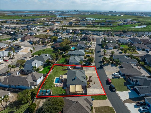 13970 Lanyard Dr, Corpus Christi, TX 78418