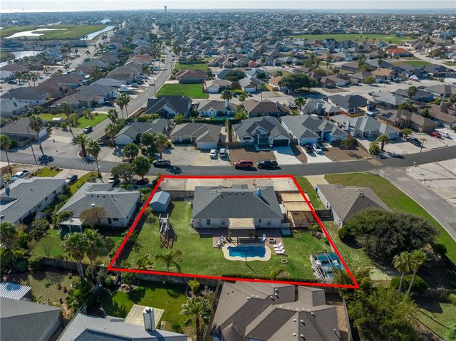 13970 Lanyard Dr, Corpus Christi, TX 78418