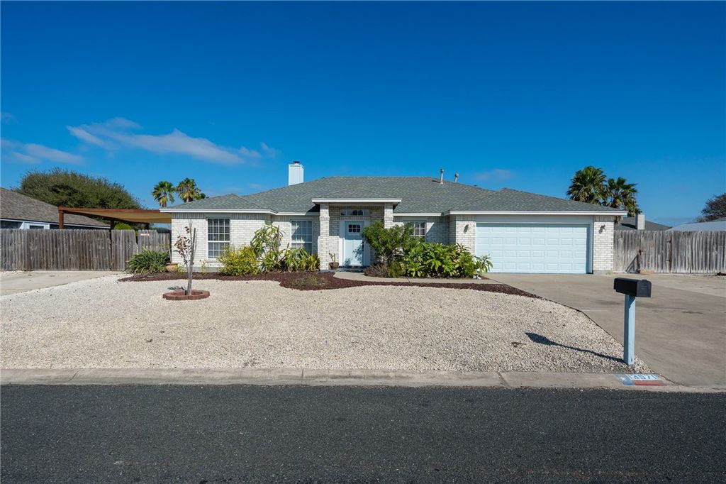 13970 Lanyard Dr, Corpus Christi, TX 78418