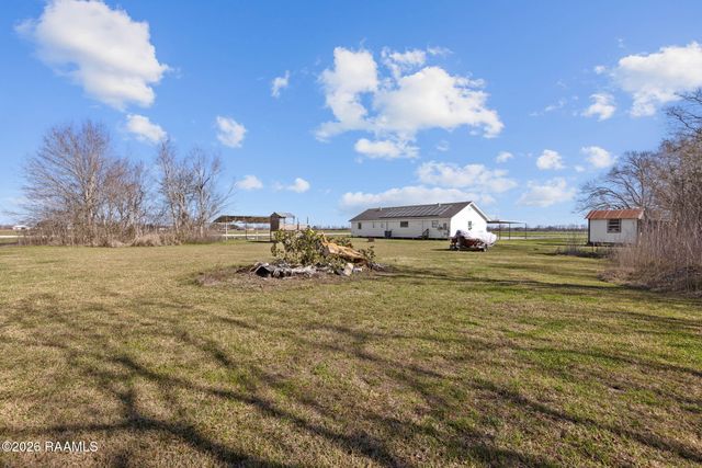 2398 Doyle Melancon Road, Breaux Bridge, LA 70517