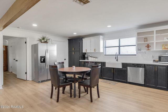 2398 Doyle Melancon Road, Breaux Bridge, LA 70517